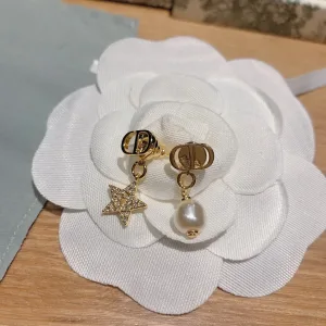 Dior ??rh?¡èngen replika lyx Stud