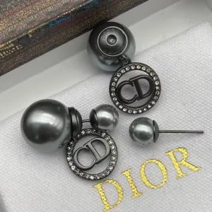 Dior ??rh?¡èngen replika lyx super klon Retro Letter Pearl Diamond