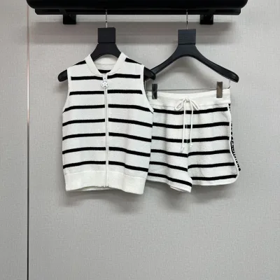 Dior Shorts för kvinnor replika lyxiga Marinsvart Stripe Logo Set