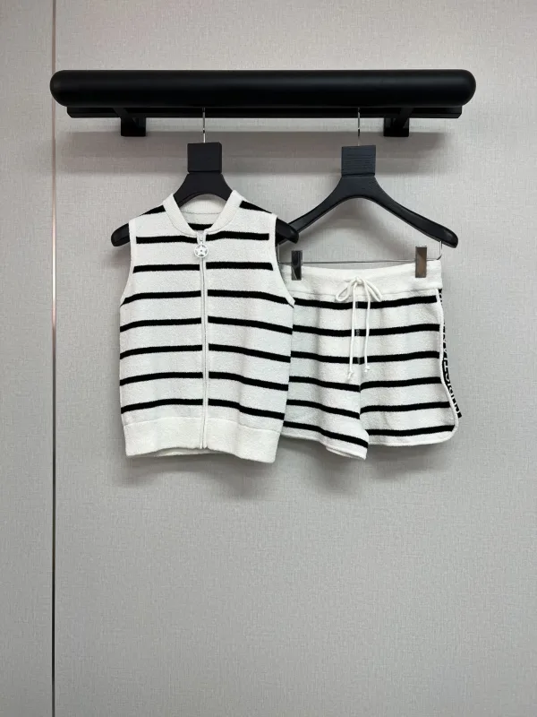 Dior Shorts för kvinnor replika lyxiga Marinsvart Stripe Logo Set