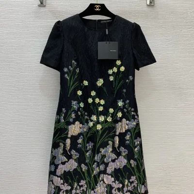 Dolce Gabbana Kvinnor Kortärmad replika superklon Svart Is