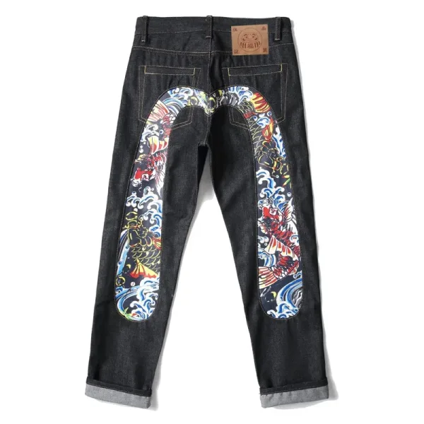 Evisu Shirt replika lyxiga jeansbroderade jeans On Is Back