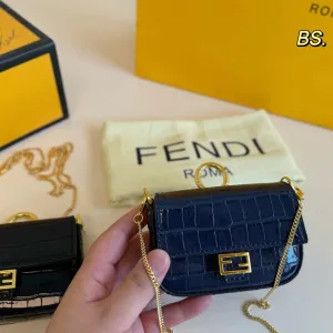Fendi Lippenstifttasche Replik Super Klon 1:1 Monogramm Perfekt Enthält