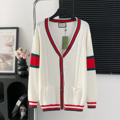Gucci skjorta replika lyx Svart Vit Stickad Logo Cardigan Sweater