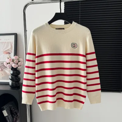 Gucci skjorta replika lyx Stickad randig logo tröja Tyg passform