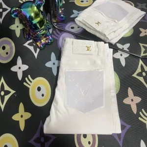 Louis Vuitton Jeans replika lyxig bomull Denim tvättad 100g Lv