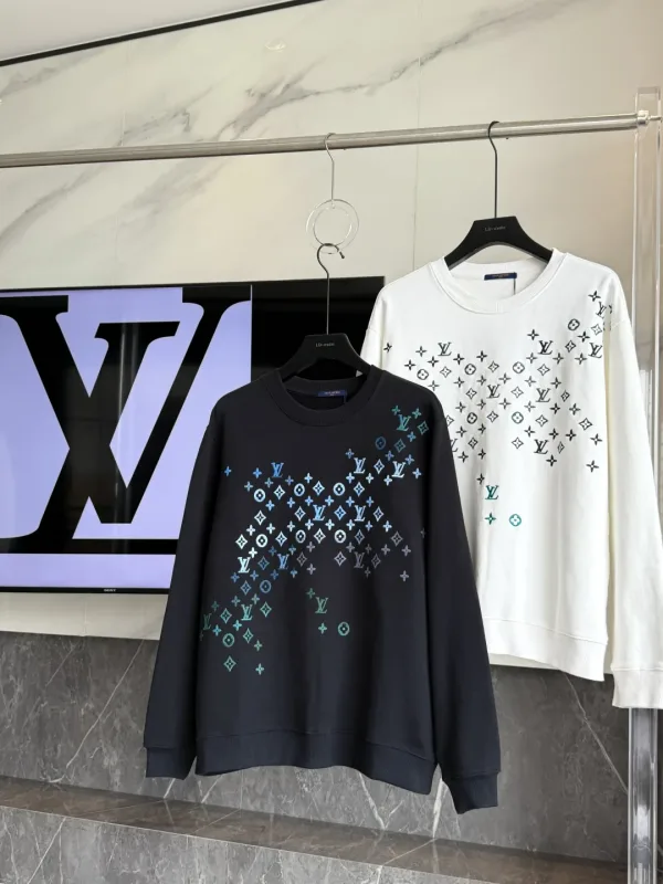 Louis Vuitton Hoodie replica 1:1 Black White Gradient Brodered Brodery