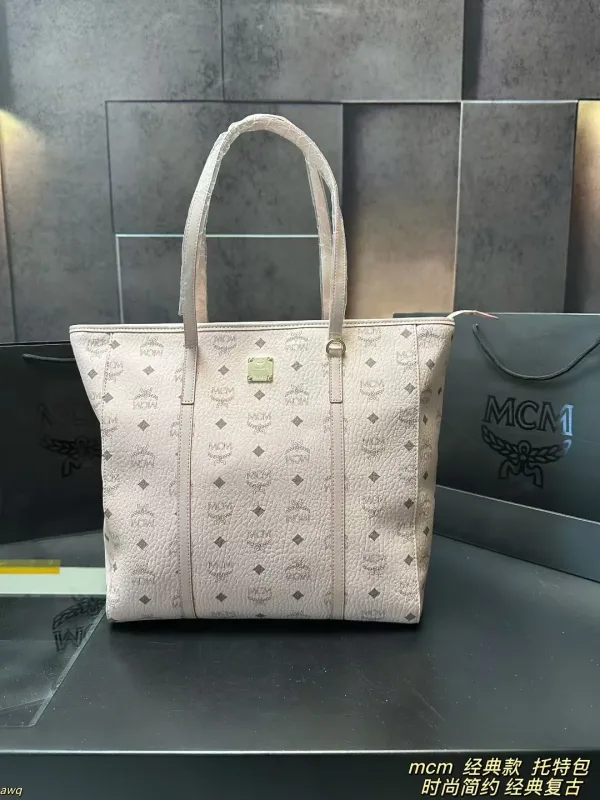 Mcm Women Dress replica super clone Black Leather It Tote