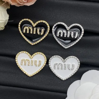 Miu Brosch replika superklon