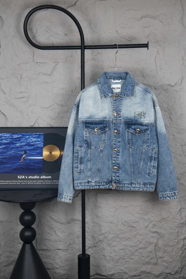 Miumiu Shirt replica super clone Blue Denim Läder Tvättade Patchwork