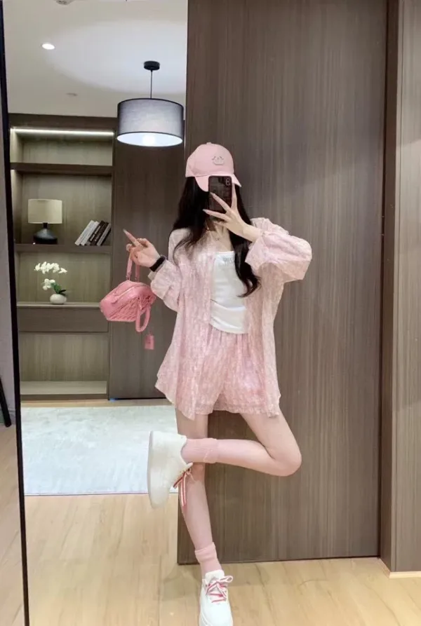 Miumiu Damskjorta replika lyx Rosa Blå Secai Tryckt Sun
