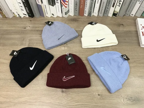 Nike Hat replika lyx Röd Grå mössa Höst Vinter Stickad