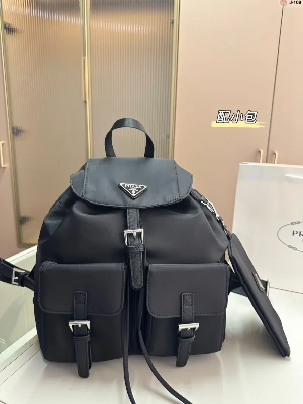 Prada Rucksack Replik Luxus Nylon Es Praktische Tasche Sprechende Rucksäcke