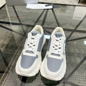 Prada Sneakers Replik Luxus Leder Premium Herren Höchster Marktvergleich