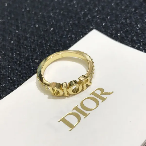 Swarovski Ring replika super klon Dir Letter Simple Crystal Us