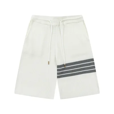 Thom Browne Shorts replica lyx Vit Stickad Casual Is Three
