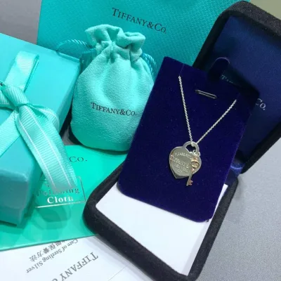 Tiffany Halsband replika super clone Love Key