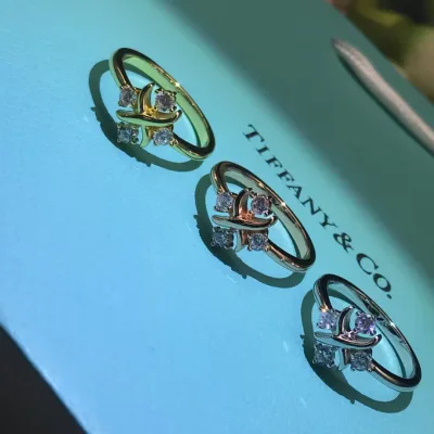 Tiffany Ring replika 1:1 Gold Cross Rose Platinum Code