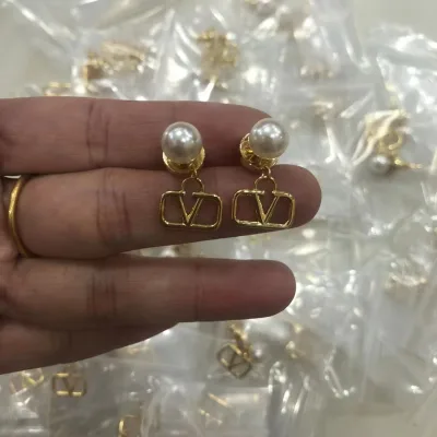 Valentino ??rh?¡èngen replika 1:1 super klon Pearl