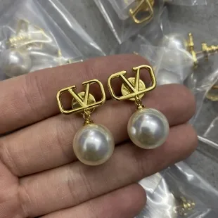 Valentino ??rh?¡èngen replika lyx 1:1 Pearl Real Shot